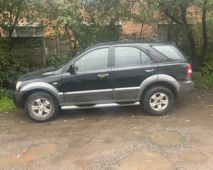 Черный Киа Соренто, объемом двигателя 2.5 л и пробегом 253 тыс. км за 2700 $, фото 2 на Automoto.ua