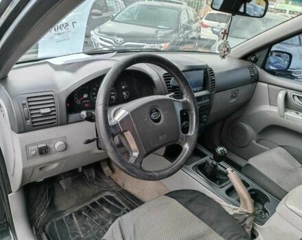 Черный Киа Соренто, объемом двигателя 2.4 л и пробегом 300 тыс. км за 6490 $, фото 16 на Automoto.ua