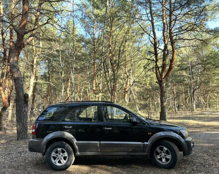 Черный Киа Соренто, объемом двигателя 2.5 л и пробегом 192 тыс. км за 6500 $, фото 2 на Automoto.ua