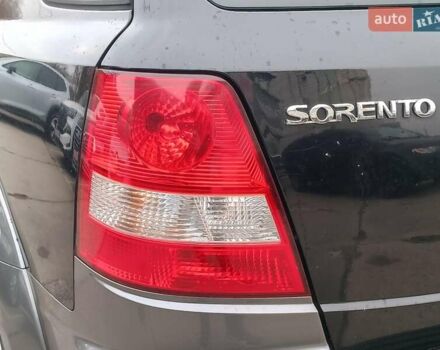 Чорний Кіа Соренто, об'ємом двигуна 2.4 л та пробігом 300 тис. км за 6480 $, фото 10 на Automoto.ua
