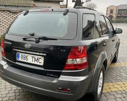 Черный Киа Соренто, объемом двигателя 2.5 л и пробегом 250 тыс. км за 4750 $, фото 3 на Automoto.ua