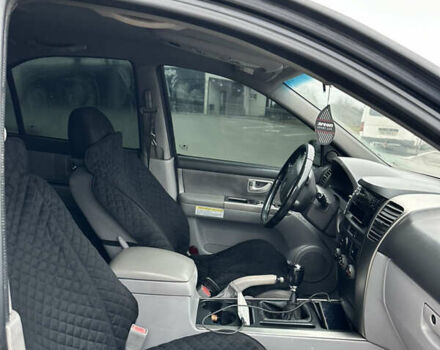 Черный Киа Соренто, объемом двигателя 2.5 л и пробегом 280 тыс. км за 3700 $, фото 8 на Automoto.ua