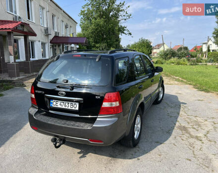 Черный Киа Соренто, объемом двигателя 2.5 л и пробегом 226 тыс. км за 8100 $, фото 6 на Automoto.ua
