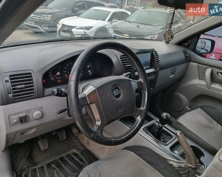 Чорний Кіа Соренто, об'ємом двигуна 2.4 л та пробігом 300 тис. км за 6480 $, фото 15 на Automoto.ua