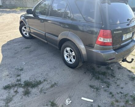 Черный Киа Соренто, объемом двигателя 2.5 л и пробегом 330 тыс. км за 3722 $, фото 4 на Automoto.ua