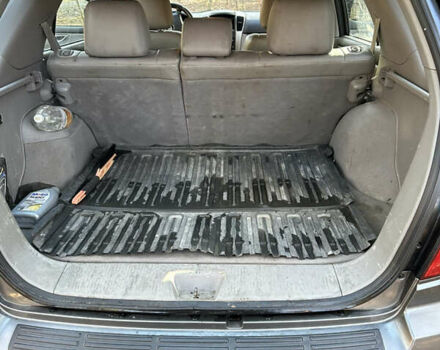 Черный Киа Соренто, объемом двигателя 2.5 л и пробегом 192 тыс. км за 6500 $, фото 14 на Automoto.ua