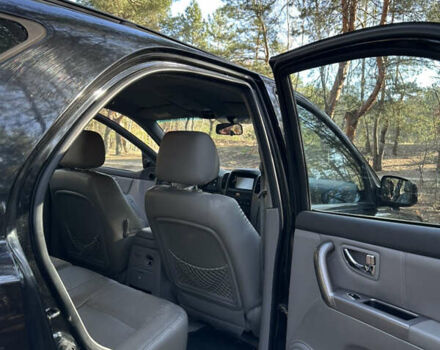 Черный Киа Соренто, объемом двигателя 2.5 л и пробегом 192 тыс. км за 6500 $, фото 9 на Automoto.ua