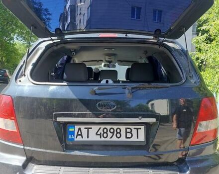 Черный Киа Соренто, объемом двигателя 2.5 л и пробегом 177 тыс. км за 7500 $, фото 13 на Automoto.ua