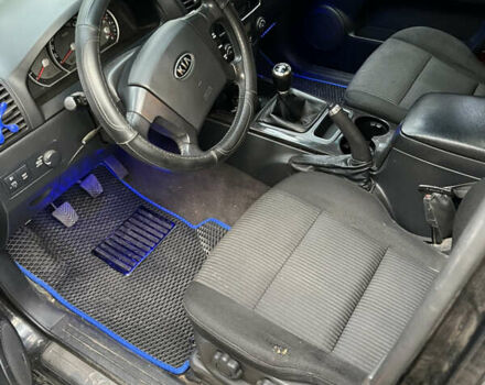 Черный Киа Соренто, объемом двигателя 0 л и пробегом 275 тыс. км за 4000 $, фото 6 на Automoto.ua