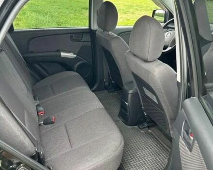 Черный Киа Соренто, объемом двигателя 2.5 л и пробегом 283 тыс. км за 2774 $, фото 5 на Automoto.ua