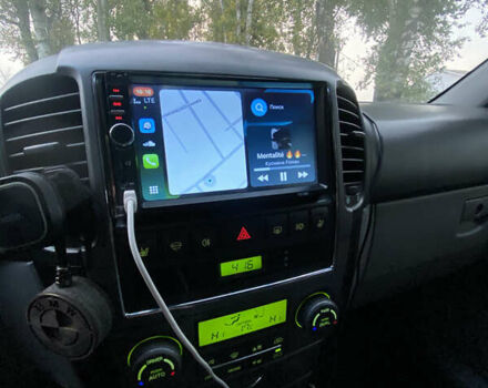 Черный Киа Соренто, объемом двигателя 2.5 л и пробегом 130 тыс. км за 8500 $, фото 10 на Automoto.ua