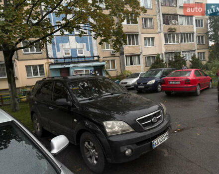 Черный Киа Соренто, объемом двигателя 2.5 л и пробегом 297 тыс. км за 6000 $, фото 2 на Automoto.ua