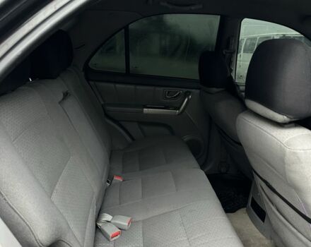 Чорний Кіа Соренто, об'ємом двигуна 2.5 л та пробігом 280 тис. км за 3650 $, фото 8 на Automoto.ua