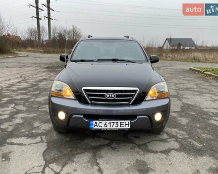 Чорний Кіа Соренто, об'ємом двигуна 2.5 л та пробігом 320 тис. км за 8299 $, фото 3 на Automoto.ua