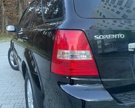 Черный Киа Соренто, объемом двигателя 2.5 л и пробегом 250 тыс. км за 8200 $, фото 4 на Automoto.ua