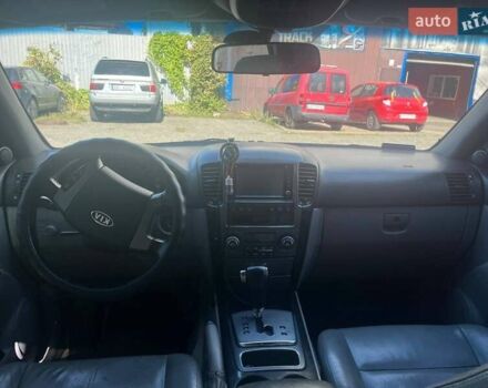 Черный Киа Соренто, объемом двигателя 2.5 л и пробегом 215 тыс. км за 8500 $, фото 15 на Automoto.ua