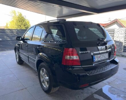 Черный Киа Соренто, объемом двигателя 2.5 л и пробегом 210 тыс. км за 5500 $, фото 16 на Automoto.ua