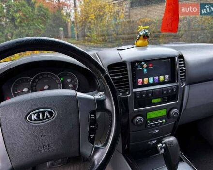 Чорний Кіа Соренто, об'ємом двигуна 2.5 л та пробігом 226 тис. км за 8490 $, фото 22 на Automoto.ua