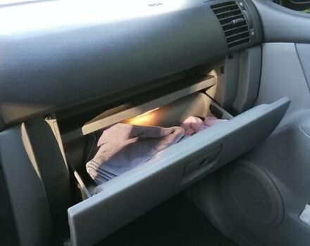 Чорний Кіа Соренто, об'ємом двигуна 2.5 л та пробігом 160 тис. км за 9500 $, фото 13 на Automoto.ua