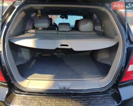 Черный Киа Соренто, объемом двигателя 2.5 л и пробегом 250 тыс. км за 9500 $, фото 11 на Automoto.ua