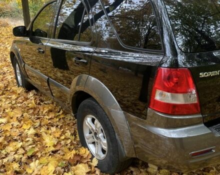 Киа Соренто 2007 в Днепре (Днепропетровске) на Automoto.ua Черный Киа Соренто, объемом двигателя 2.5 л и пробегом 330 тыс. км за 4600 $, фото 3 на Automoto.ua