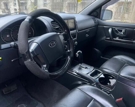 Черный Киа Соренто, объемом двигателя 2.5 л и пробегом 230 тыс. км за 4900 $, фото 5 на Automoto.ua