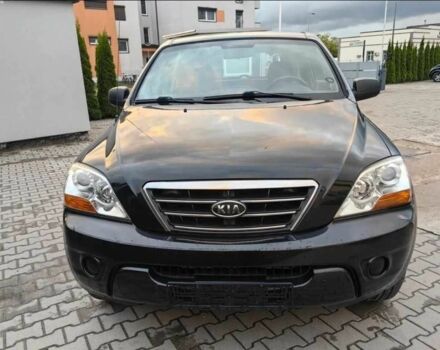 Черный Киа Соренто, объемом двигателя 2.5 л и пробегом 328 тыс. км за 3850 $, фото 2 на Automoto.ua