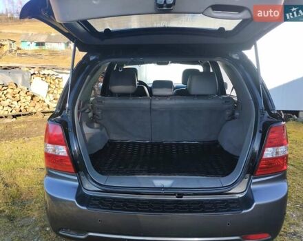 Чорний Кіа Соренто, об'ємом двигуна 2.5 л та пробігом 193 тис. км за 7500 $, фото 19 на Automoto.ua