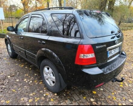 Черный Киа Соренто, объемом двигателя 2.5 л и пробегом 228 тыс. км за 3250 $, фото 4 на Automoto.ua