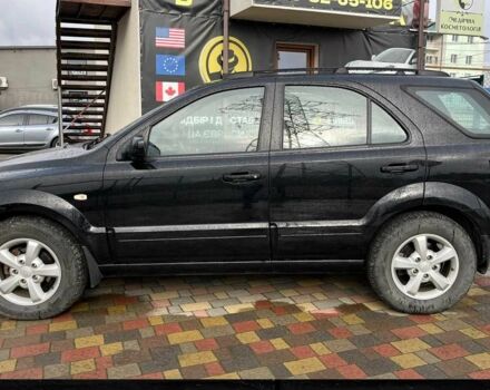 Черный Киа Соренто, объемом двигателя 2.5 л и пробегом 240 тыс. км за 8999 $, фото 3 на Automoto.ua