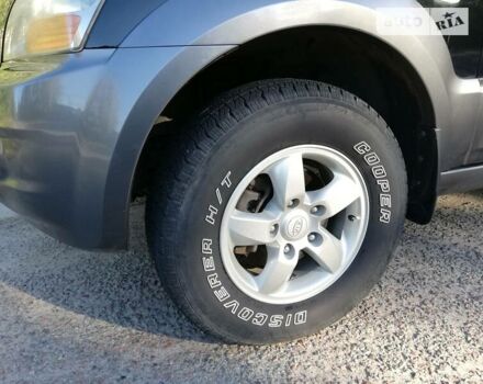 Чорний Кіа Соренто, об'ємом двигуна 2.5 л та пробігом 160 тис. км за 9500 $, фото 2 на Automoto.ua