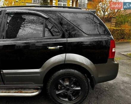 Чорний Кіа Соренто, об'ємом двигуна 2.5 л та пробігом 226 тис. км за 8490 $, фото 9 на Automoto.ua