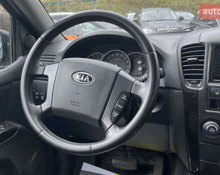 Чорний Кіа Соренто, об'ємом двигуна 2.5 л та пробігом 240 тис. км за 8999 $, фото 22 на Automoto.ua