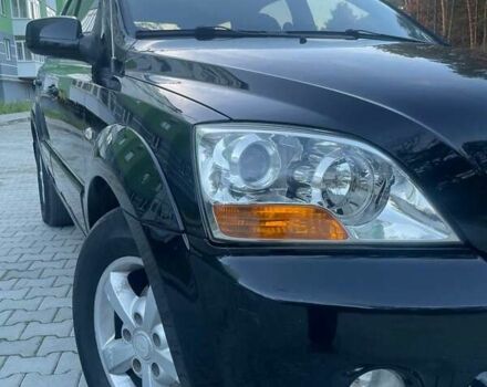 Черный Киа Соренто, объемом двигателя 2.5 л и пробегом 250 тыс. км за 8200 $, фото 1 на Automoto.ua