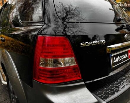 Чорний Кіа Соренто, об'ємом двигуна 2.5 л та пробігом 226 тис. км за 8490 $, фото 8 на Automoto.ua