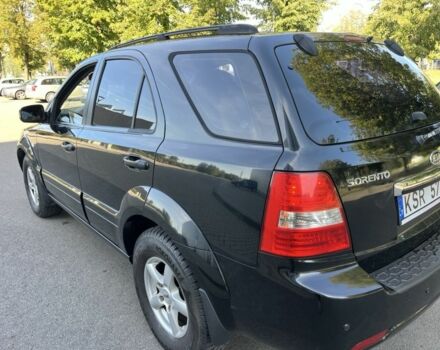 Чорний Кіа Соренто, об'ємом двигуна 2.5 л та пробігом 300 тис. км за 4800 $, фото 3 на Automoto.ua