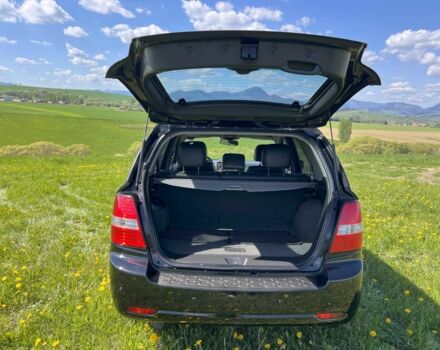 Черный Киа Соренто, объемом двигателя 2.5 л и пробегом 210 тыс. км за 5500 $, фото 6 на Automoto.ua