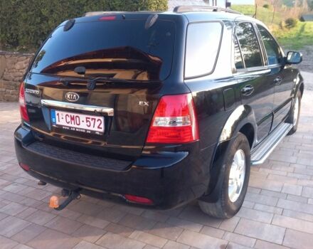 Черный Киа Соренто, объемом двигателя 2.5 л и пробегом 210 тыс. км за 2750 $, фото 6 на Automoto.ua