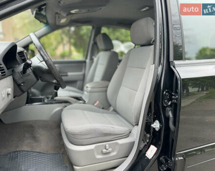 Черный Киа Соренто, объемом двигателя 2.5 л и пробегом 213 тыс. км за 7700 $, фото 6 на Automoto.ua