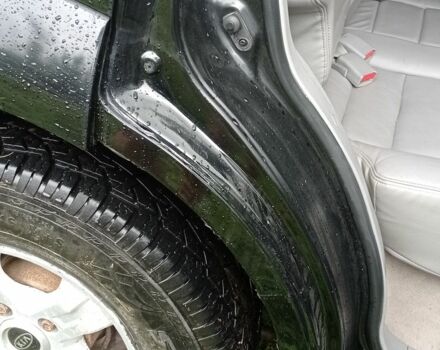 Черный Киа Соренто, объемом двигателя 2.5 л и пробегом 286 тыс. км за 6600 $, фото 6 на Automoto.ua