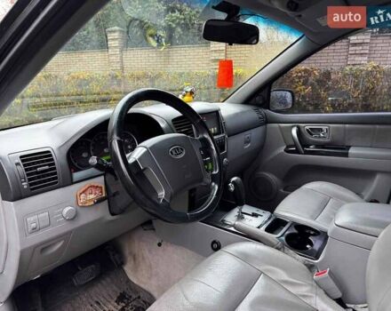 Чорний Кіа Соренто, об'ємом двигуна 2.5 л та пробігом 226 тис. км за 8490 $, фото 12 на Automoto.ua