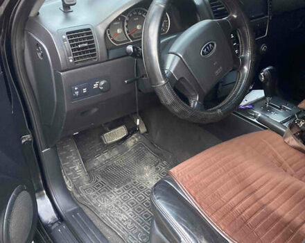 Черный Киа Соренто, объемом двигателя 2.5 л и пробегом 390 тыс. км за 7300 $, фото 6 на Automoto.ua