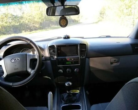 Чорний Кіа Соренто, об'ємом двигуна 2.5 л та пробігом 160 тис. км за 9500 $, фото 10 на Automoto.ua