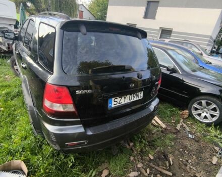 Черный Киа Соренто, объемом двигателя 2.5 л и пробегом 180 тыс. км за 1387 $, фото 23 на Automoto.ua