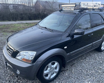 Черный Киа Соренто, объемом двигателя 2.5 л и пробегом 300 тыс. км за 8700 $, фото 1 на Automoto.ua