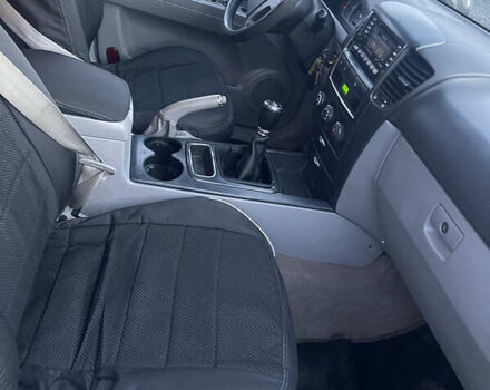 Черный Киа Соренто, объемом двигателя 2.5 л и пробегом 300 тыс. км за 8700 $, фото 3 на Automoto.ua