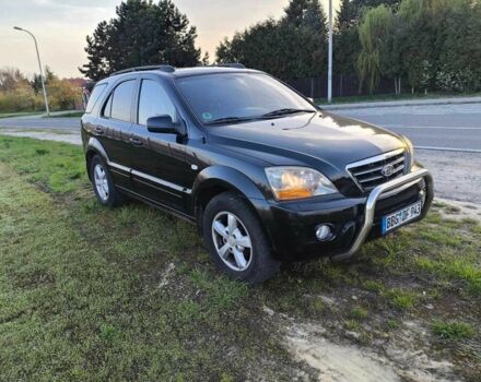 Черный Киа Соренто, объемом двигателя 2.5 л и пробегом 180 тыс. км за 1387 $, фото 3 на Automoto.ua