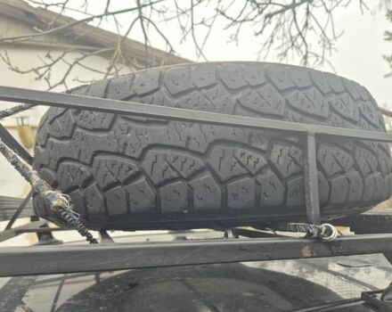 Черный Киа Соренто, объемом двигателя 2.5 л и пробегом 290 тыс. км за 4300 $, фото 5 на Automoto.ua