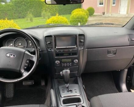 Черный Киа Соренто, объемом двигателя 2.5 л и пробегом 246 тыс. км за 3800 $, фото 7 на Automoto.ua