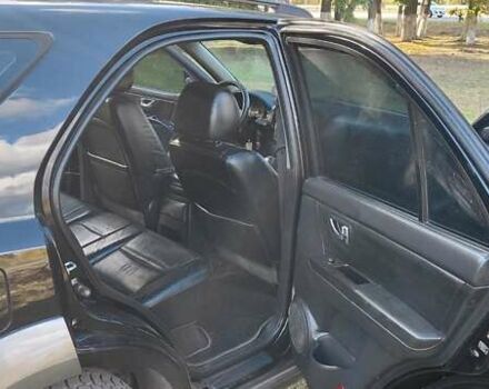 Чорний Кіа Соренто, об'ємом двигуна 2.5 л та пробігом 188 тис. км за 7800 $, фото 7 на Automoto.ua